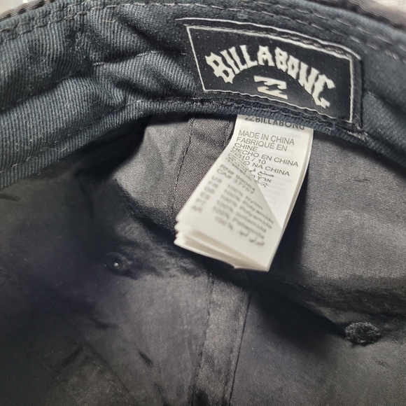 2FOR$40 Billabong unstructured snapback - Picture 6 of 7